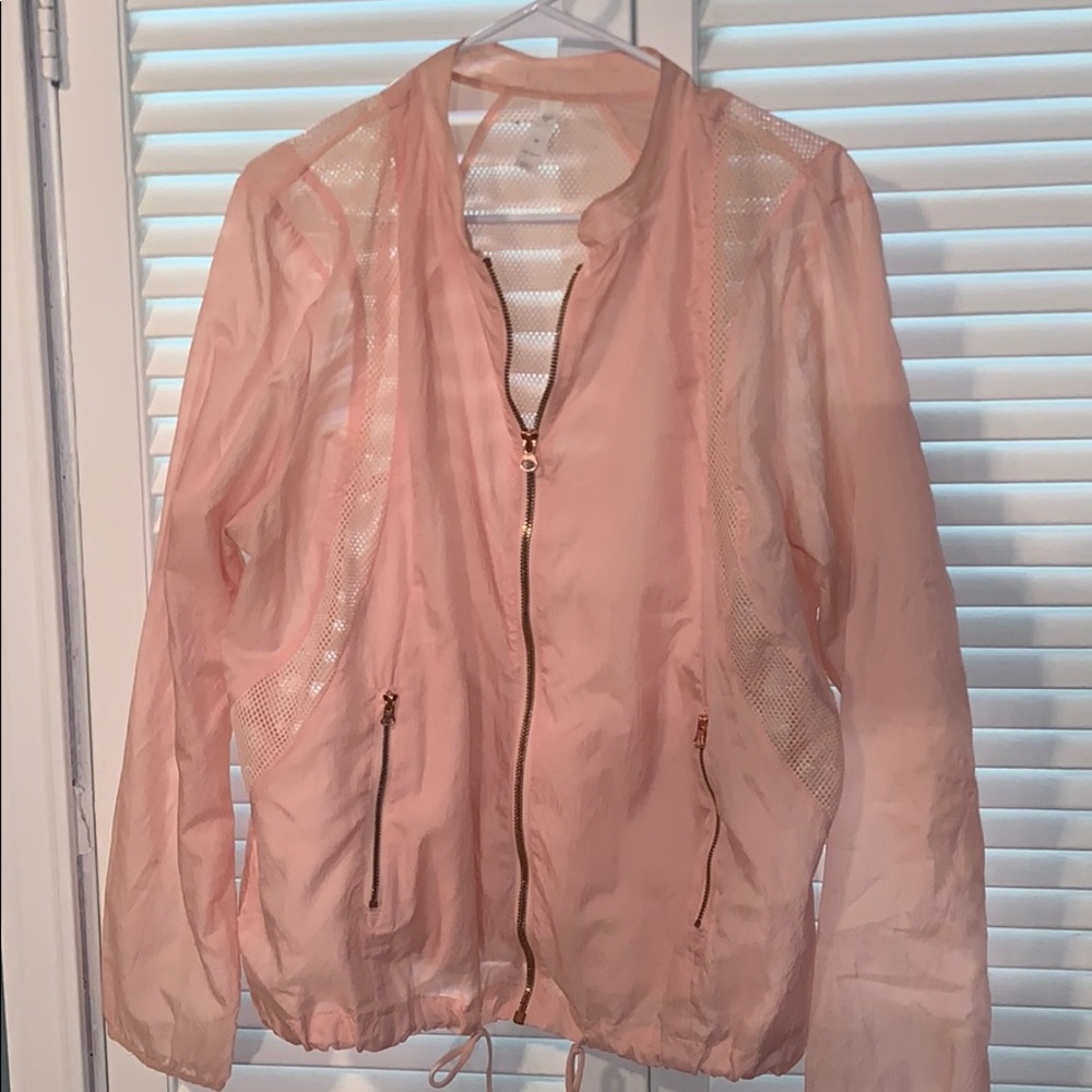 LIvi Active wind breaker